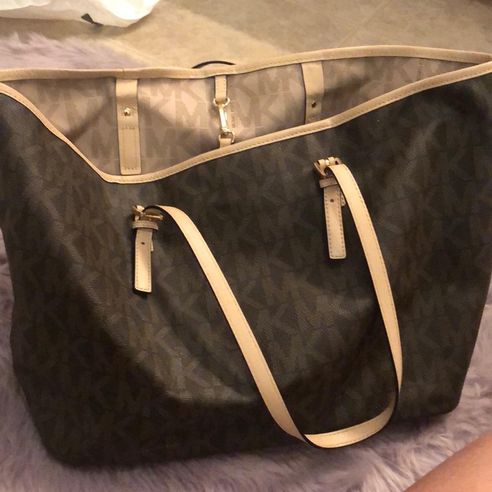 Tote